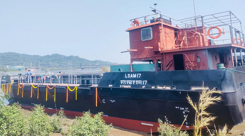 Launch of Third ACTCM Barge, LSAM 17 (Yard 127) at M/s Suryadipta Projects Pvt Ltd, Thane
