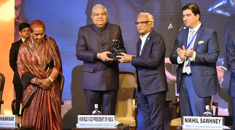 Hon’ble Vice President of India Presents 'Outstanding PSU of the Year’ Award to HAL